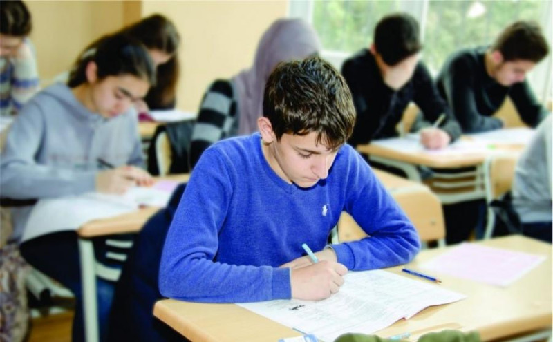 Bu gün 6 min məzun imtahan verəcək