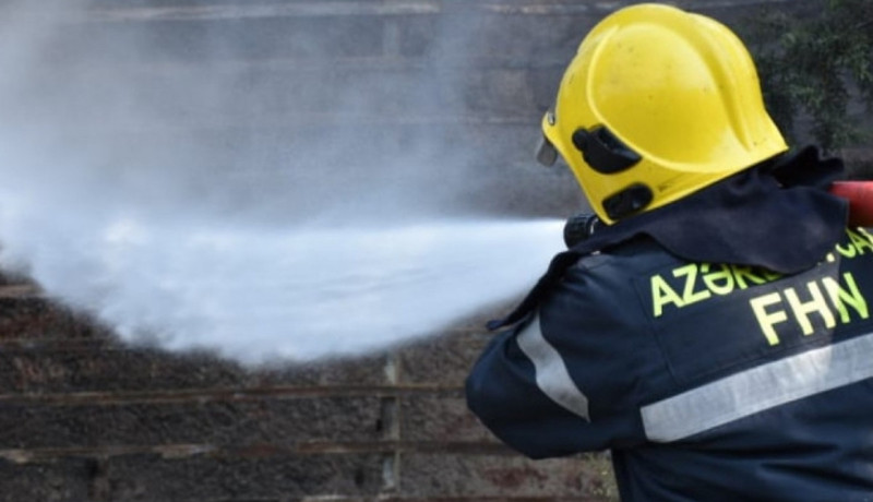 Astarada 6 otaqlı evdə yanğın olub