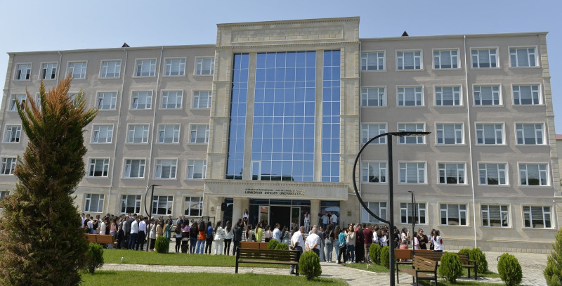 Bu universitetdə imtahanın vaxtını tələbə özü seçir