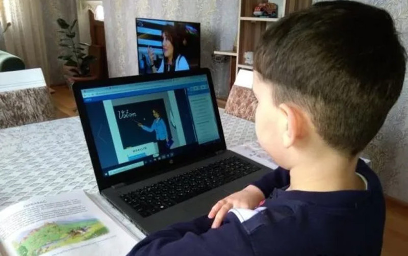 Rayon məktəblərində distant təhsil sınaqdan keçirilir