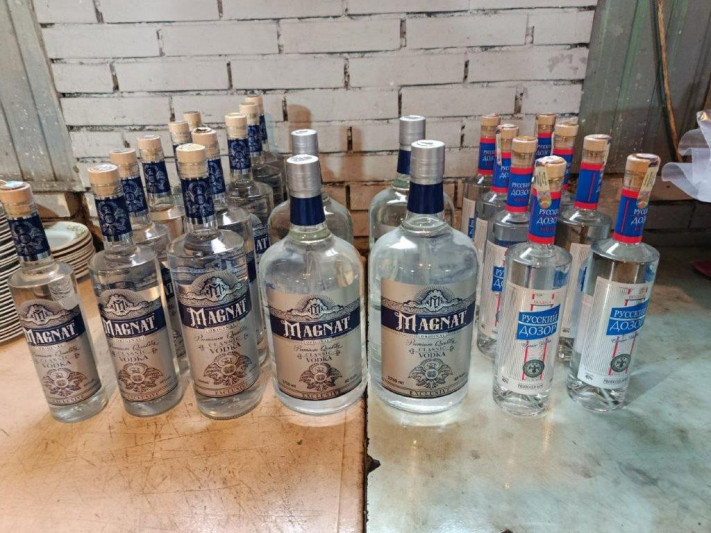 Lənkəranda mənşəyi məlum olmayan içkilər satışdan çıxarıldı