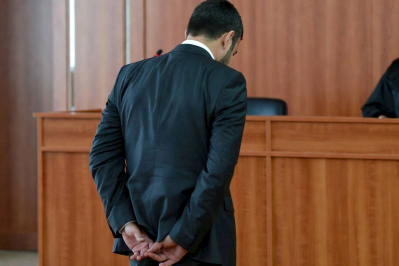 Sevgililər arasında sürətli yerimək davası məhkəmədə bitdi