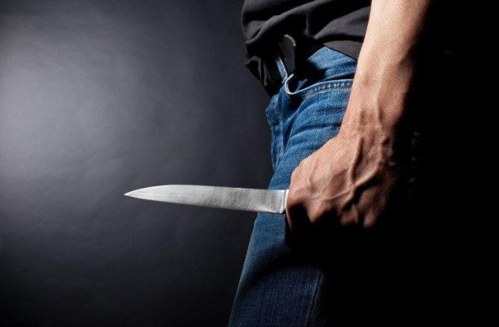 Saatlıda 50 yaşlı kişi bıçaqlanaraq qətlə yetirilib