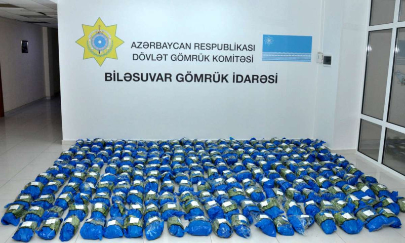 İrandan 56 kq narkotiki kahı adıyla keçirmək istədilər