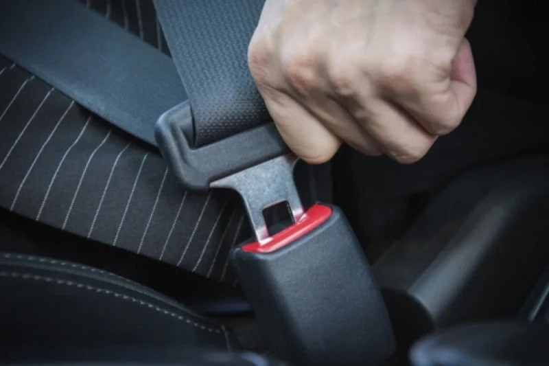 DYP: Avtoqəzalarda ölənlərin üçdə biri KƏMƏR BAĞLAMAYANLARDIR