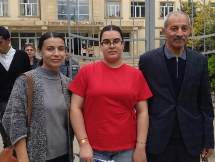 Biləsuvarlı abituriyent ötən il 656 bal toplasa da, yenidən imtahan verdi