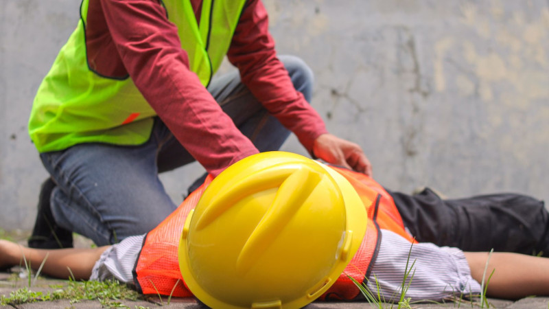 Biləsuvarlı usta mərmər sexində faciəvi şəkildə öldü