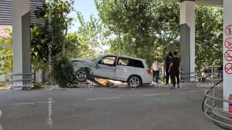 Salyanda Mitsubishi yanacaqdoldurma məntəqəsinə çırpılıb