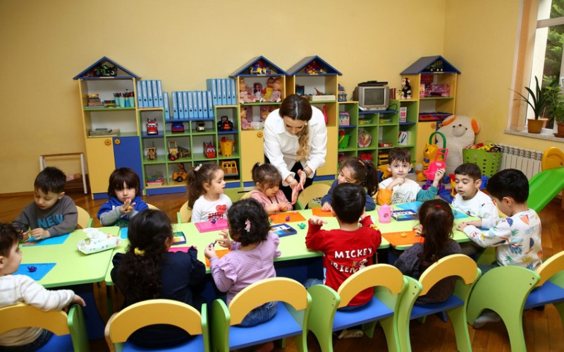 Bağçalara qəbulda yeni növbələrin yaradılması müvəqqəti dayandırıldı
