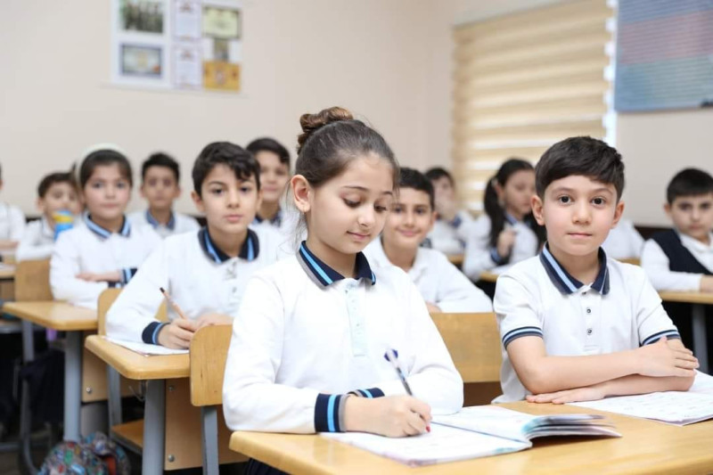 Azərbaycanda məktəblərdə yeni təhsil modeli genişləndirilir