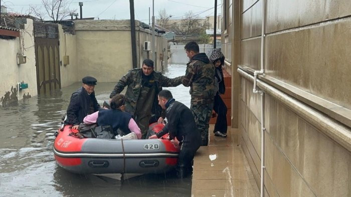 FHN: Bu il subasma səbəbindən köməksiz qalan 1351 vətəndaş təxliyə edilib
