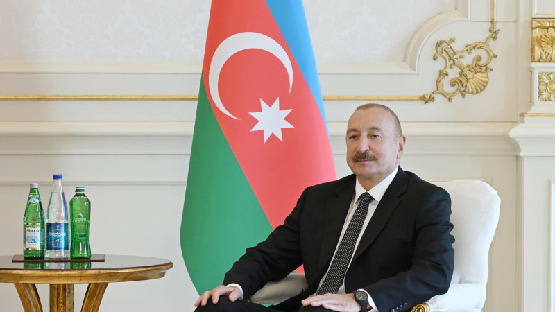 İlham Əliyevin ilk dəfə Azərbaycan Prezidenti seçilməsindən 23 il ötür