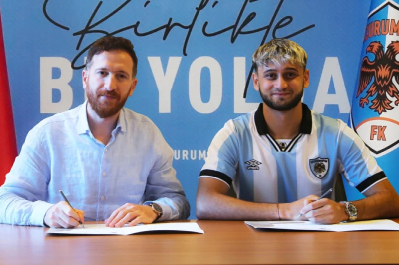 Erzurumspor Nəriman Axundzadənin komandadan ayrılacağı ilə bağlı iddialara son qoyub