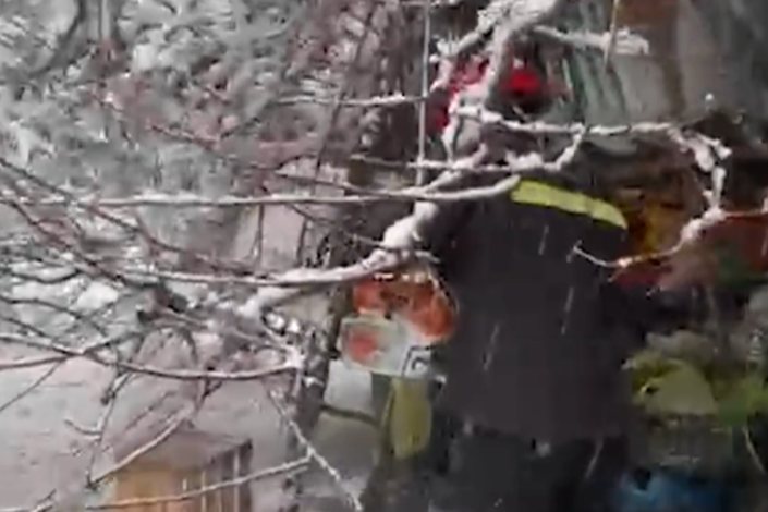 Cəlilabadda köməksiz vəziyyətdə qalan 60 yaşlı qadın xilas edildi