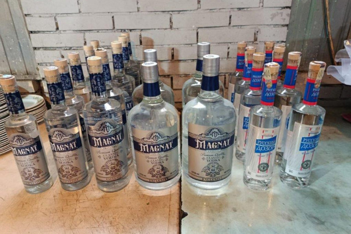 Lənkəranda mənşəyi məlum olmayan içkilər satışdan çıxarıldı