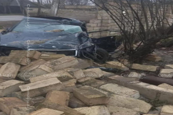 Masallıda avtomobil daş hasara çırpılıb, 21 yaşlı sürücü ölüb