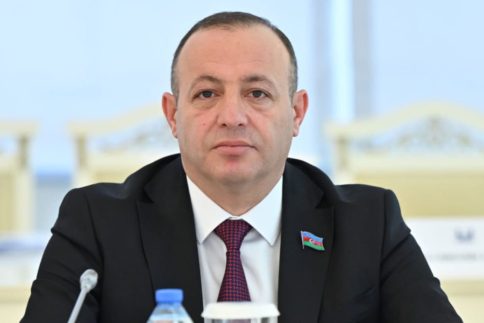 Vasif Qafarov: "Lerikdəki həmin binaların istismar müddəti başa çatıb"