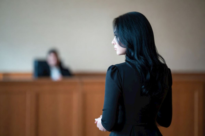 Astarada qadın meşəlik ərazidə həmcinsini odunla döydü