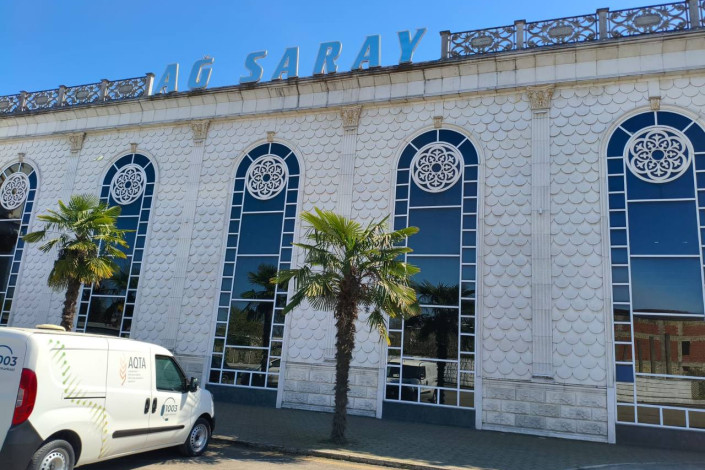 Lənkəranda şadlıq evində şübhəli içkilər aşkarlanıb