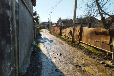 Lənkəran sakinləri işıq dirəklərindən sonra asfalt örtüyünün çəkilməsini arzu edirlər