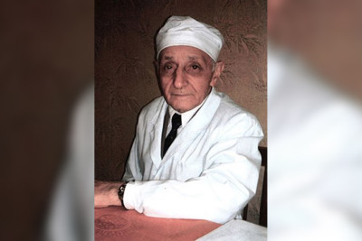 12 medal və 4 orden ilə təltif edilən həkim Abbas Talışinski