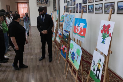 Astara: "Gənclər gələcəyimizdir" mövzusunda rəsm sərgisi baş tutub