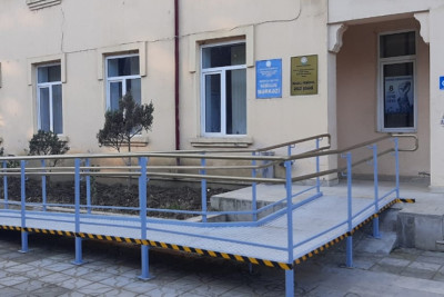 Masallı: hərəkət məhdudluğu olan şəxslərin rahat hərəkəti üçün platformalar quraşdırılıb