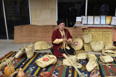 Astara: qədim sənət növü olan həsirçiliyi yaşadan Kakalos sakini