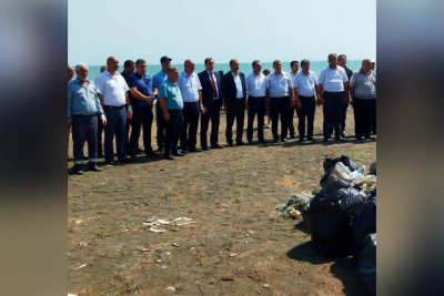 Lənkəranda "Xəzər günü" çərçivəsində təmizlik aksiyası keçirilib