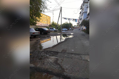 Lənkəran: Hənifə Abdullayev küçəsində axan kanalizasiya ətrafa pis qoxu yayır