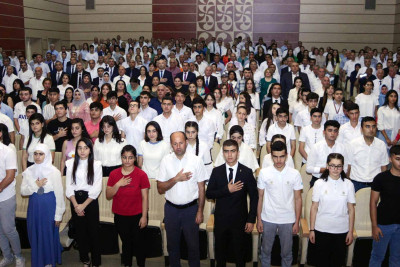 Lənkəran: ötən tədris ilinin məzunları mükafatlandırılıb