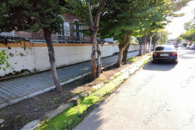 Lənkəran: İcra Hakimiyyətinin yerləşdiyi küçədəki xəndəklərin vəziyyəti