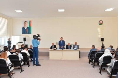 Lənkəran: icra başçısı Nərimanabad sakinləri ilə görüşüb