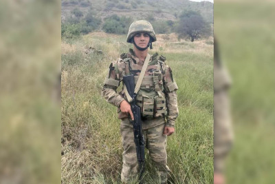 Lənkəran: icra başçısının müavini yaralı əsgəri ziyarət edib