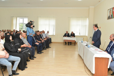 Lənkəran: icra başçısı Şağlaser kəndində səyyar qəbul-görüş keçirib