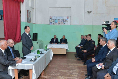 Lənkəran: icra başçısı Balıqçılar qəsəbə sakinləri ilə görüşüb