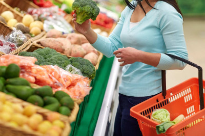 Lənkəranda yerləşən iki ticarət obyekti nöqsanlara görə cərimələnib