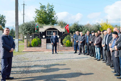 Astara rayon icra başçısı Lovayın yaşayış massivində sakinlərlə görüşüb