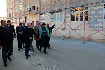 Cəlilabadda çoxmənzilli yaşayış binalarının fasadları təmir olunur