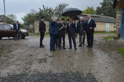 İcra başçısı Araz Əhmədov Rüdəkənarda görülən işlərlə tanış olub