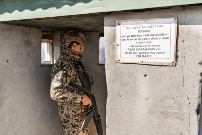 Liman şəhərinin keçilməz yolları sakinləri narahat edir