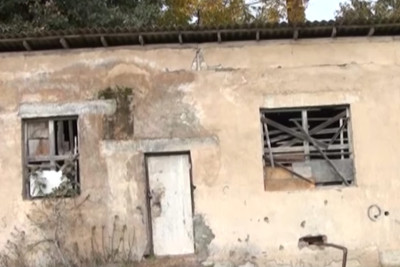 Lənkəran: 305 şagirdlik Şağlaser kənd məktəbinin binası uçmaq üzrədir