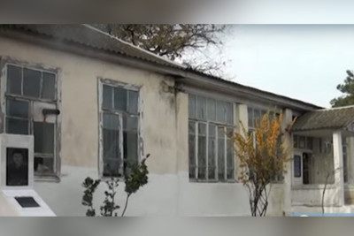 Lənkəranda məktəbin halı ürək dağlayır