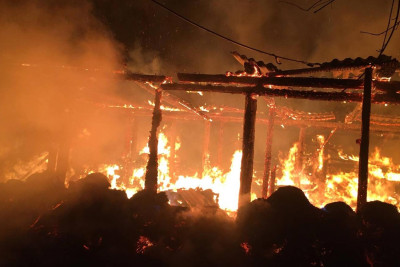 Cəlilabadda köməkçi tikilidə yanğın baş verib