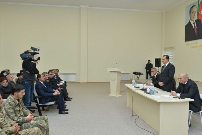 Taleh Qaraşov Ləj sakinlərinin qayğıları ilə maraqlanıb