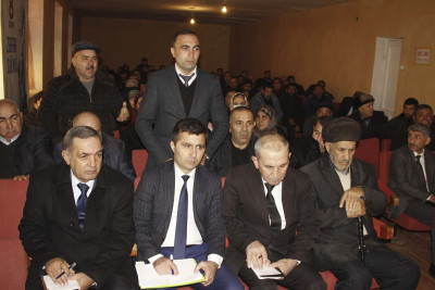 Cəlilabad RİH başçısı Təzəkənd sakinləri ilə görüşüb