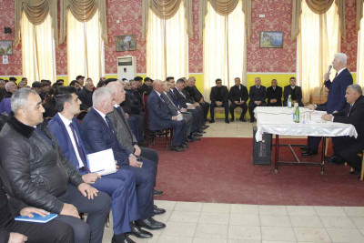 Cəlilabad rayon icra başçısı Üçtəpə kənd sakinləri ilə görüşüb