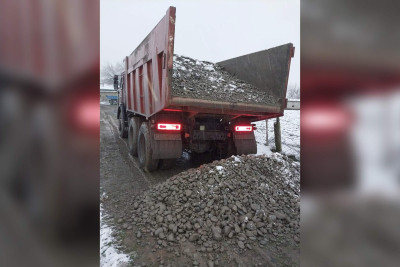 Cəlilabad: Üçtəpə kəndinin yolları təmir olunur