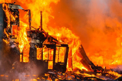 Cəlilabad: Uzuntəpə kəndində yanğın qeydə alınıb