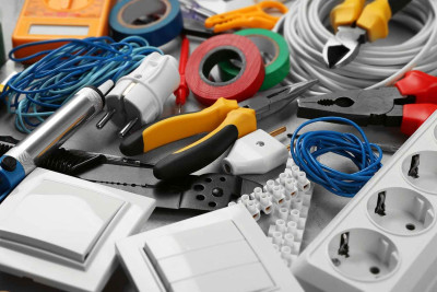 Lənkəranda dövlət qurumu elektrik malları alır